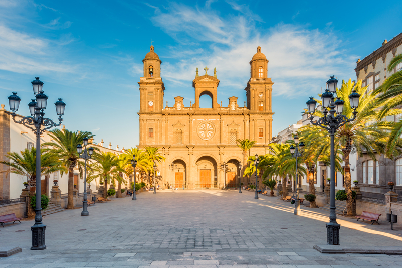 No olvide visitar la Catedral de Santa Ana durante su estancia en Las Palmas; se encuentra en el casco antiguo.